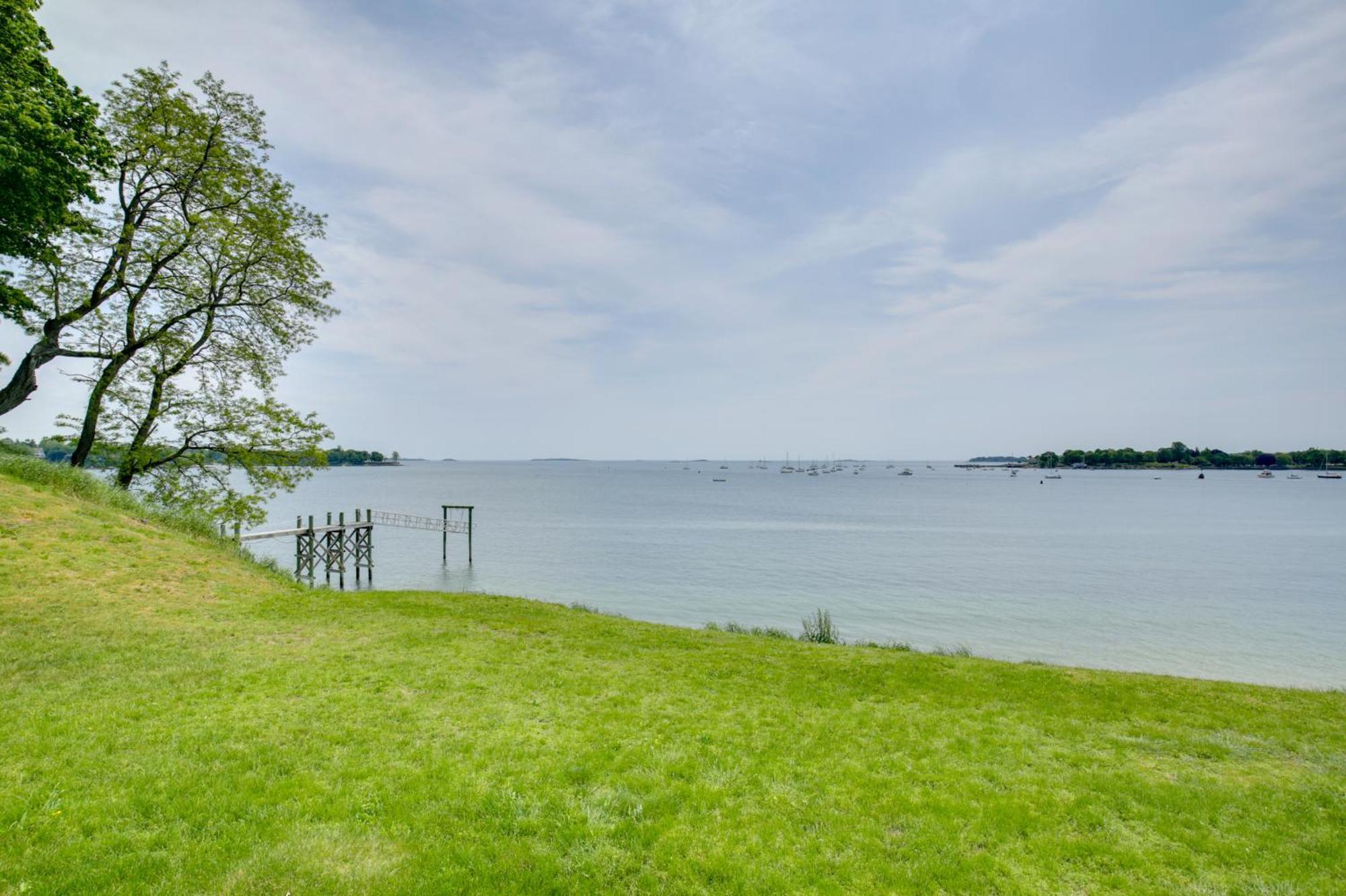 Quaint Beverly Townhome Walk To Beach And Downtown! Exterior photo