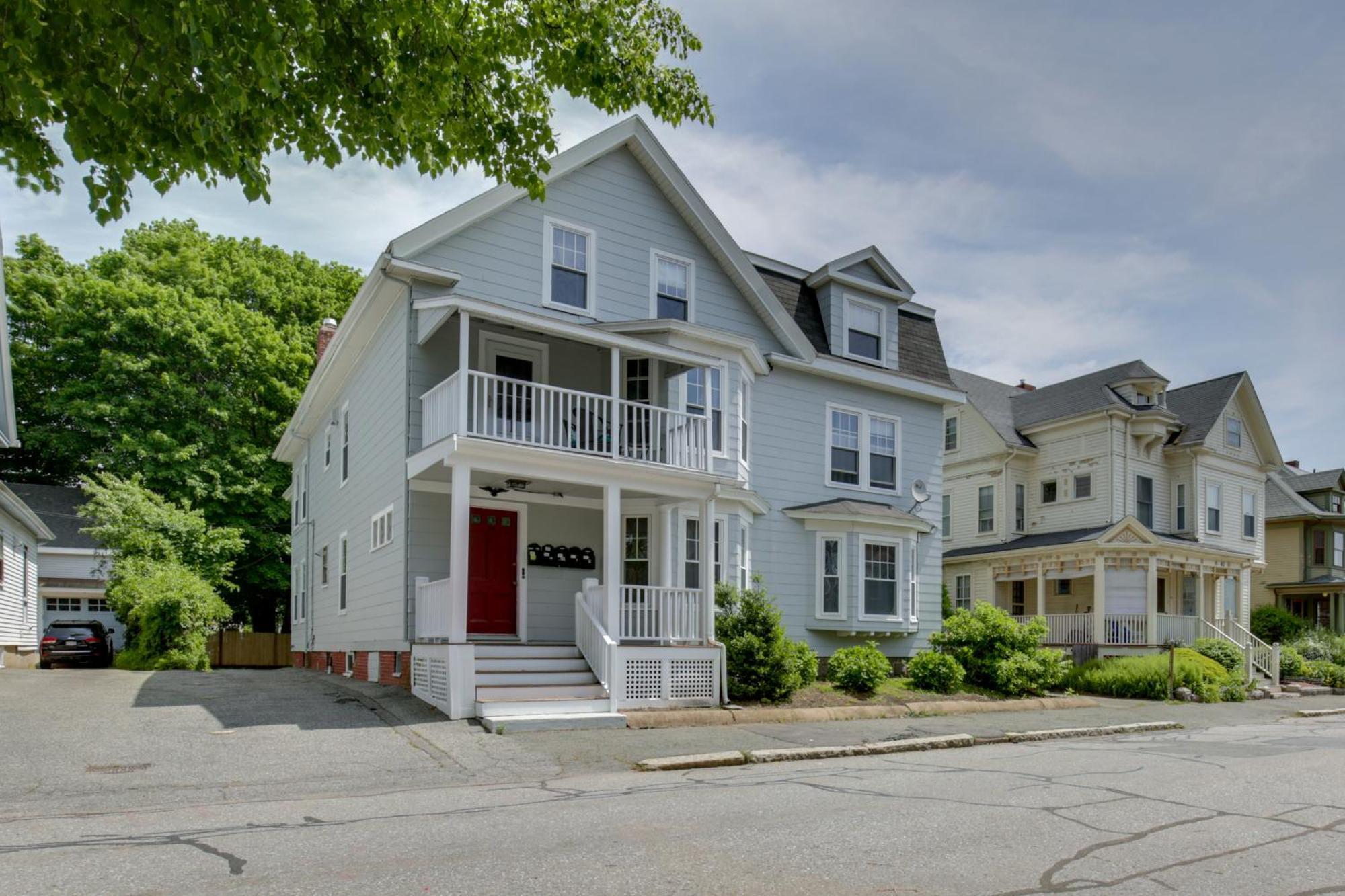 Quaint Beverly Townhome Walk To Beach And Downtown! Exterior photo