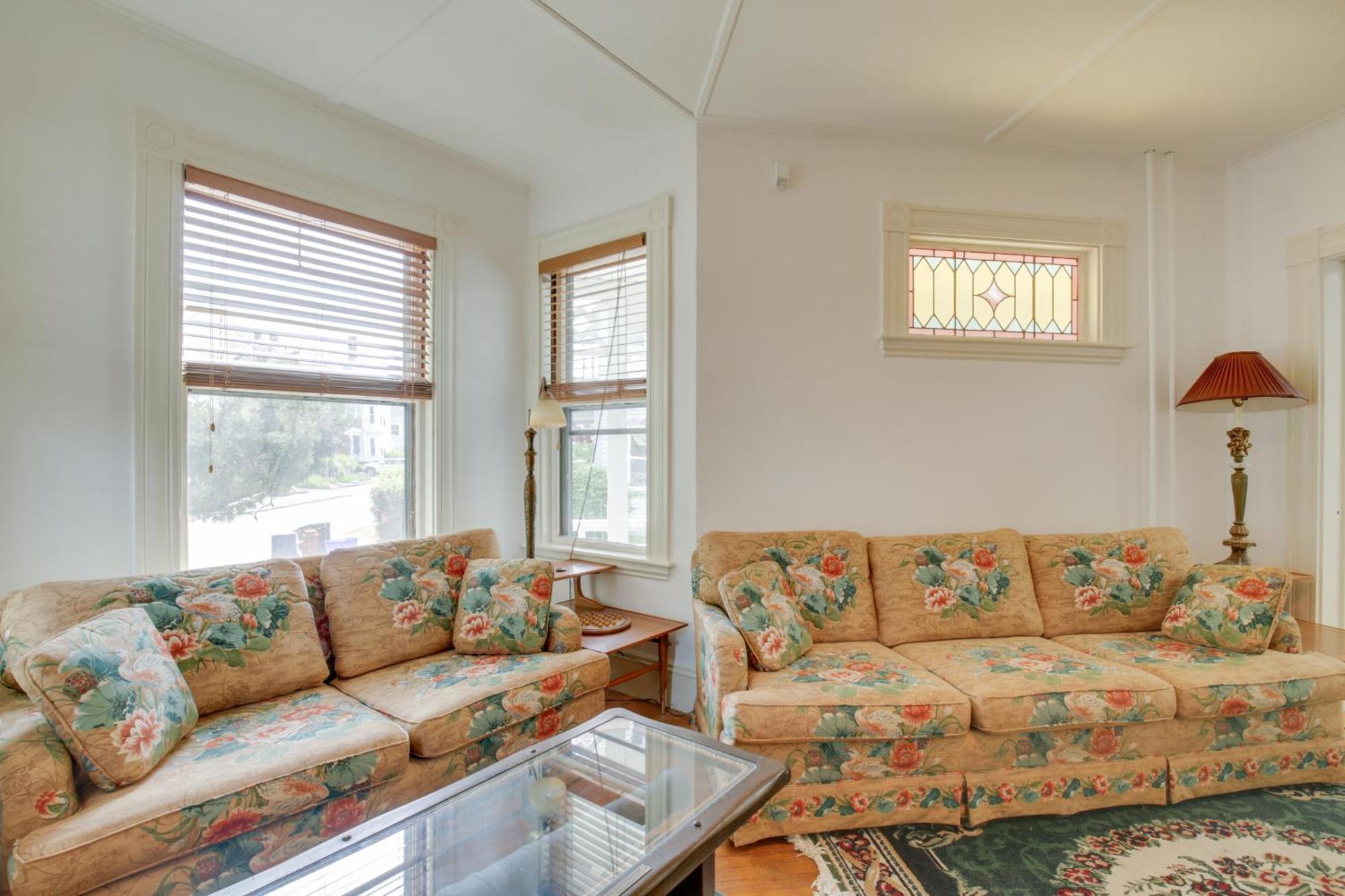 Quaint Beverly Townhome Walk To Beach And Downtown! Exterior photo